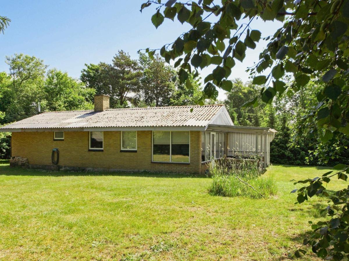 2 Person Holiday Home In Tarm Fjerbæk Exterior foto